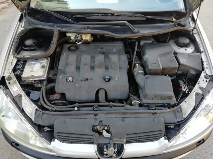 PEUGEOT 206 2.O HDi - Imagen 7
