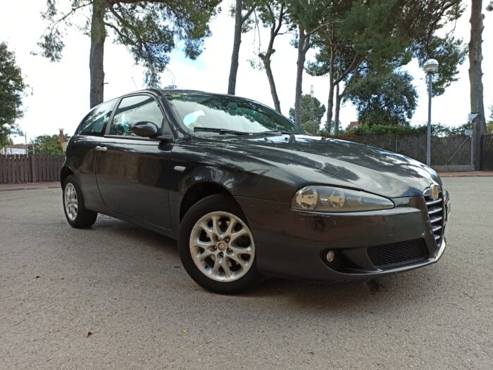 ALFA ROMEO 147 1.6 Twinspark - Imagen 7