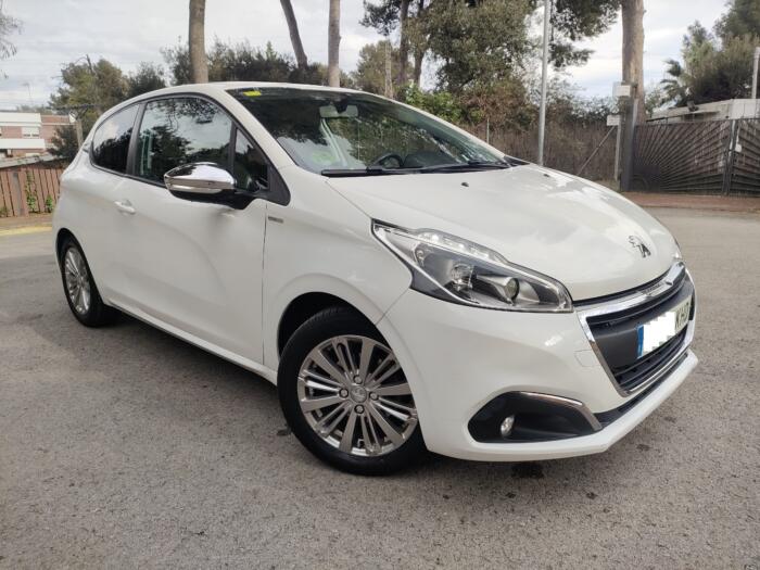PEUGEOT 208 - Imagen 7