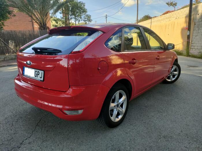 FORD FOCUS 1.6i - Imagen 5