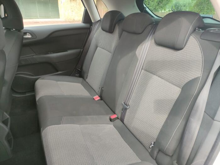 CITROEN C4 HDi - Imagen 12