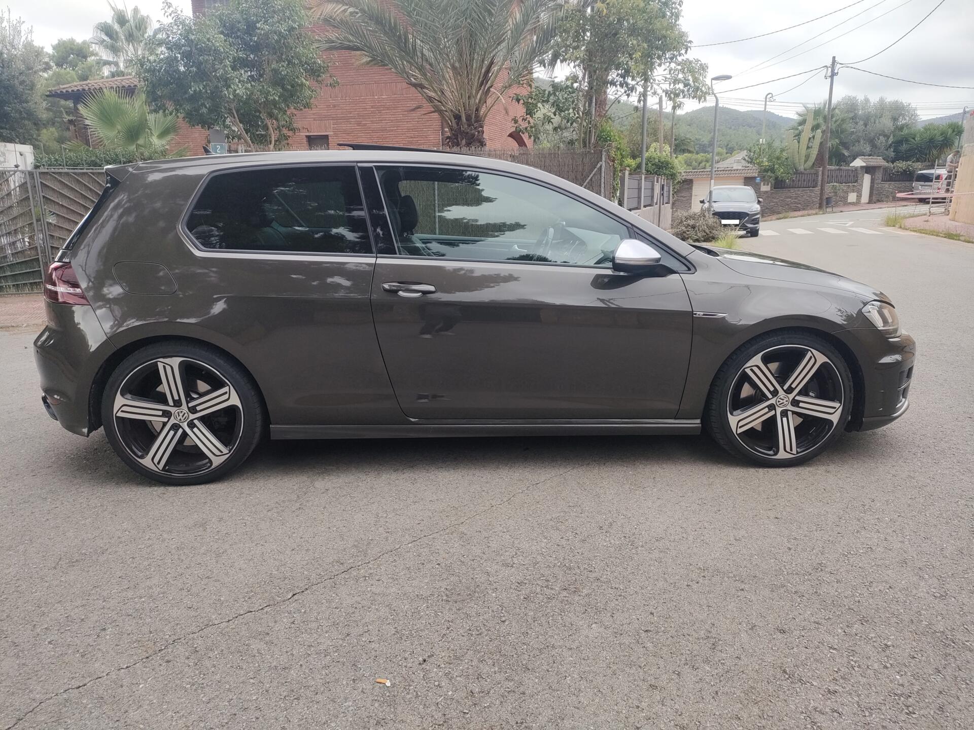 VOLKSWAGEN GOLF R - Imagen 6