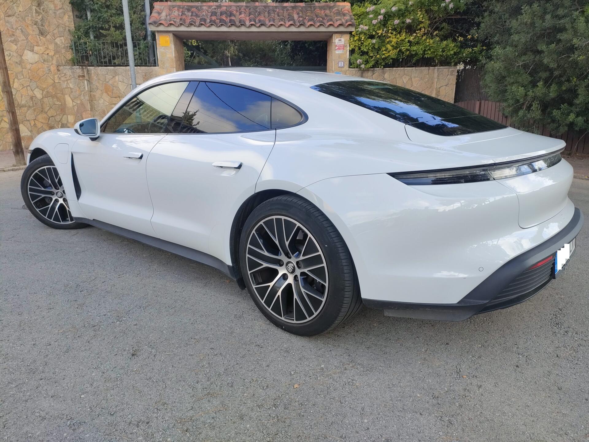 PORSCHE Taycan Performance Plus - Imagen 4