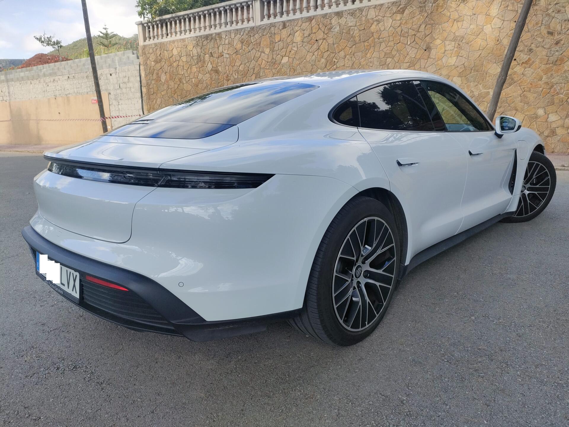 PORSCHE Taycan Performance Plus - Imagen 5