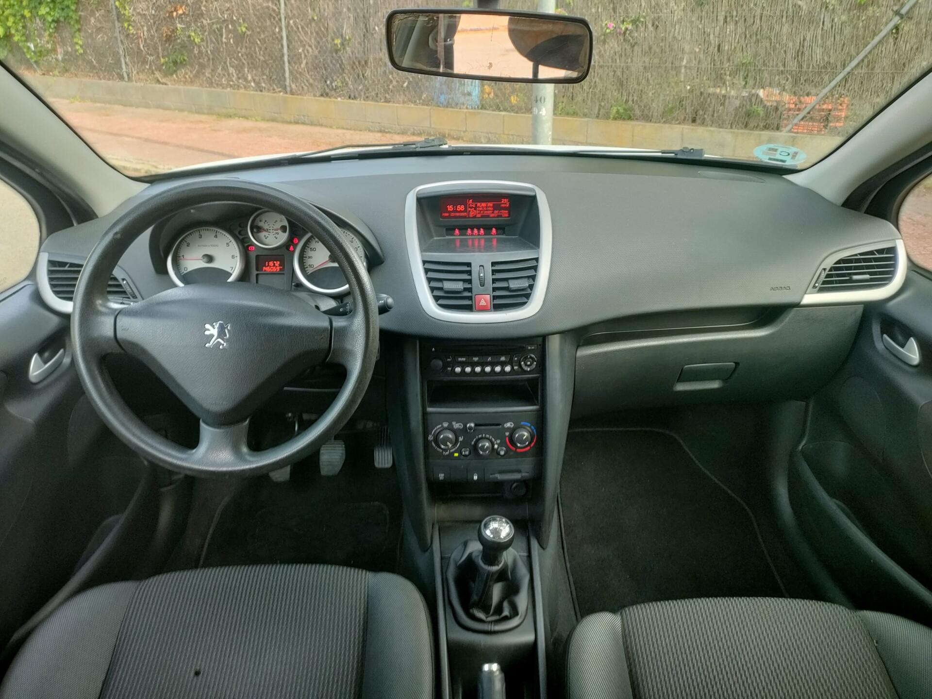 PEUGEOT 207 - Imagen 10