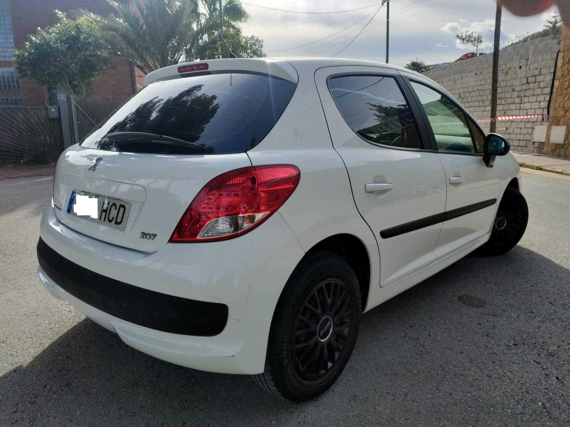 PEUGEOT 207 - Imagen 5