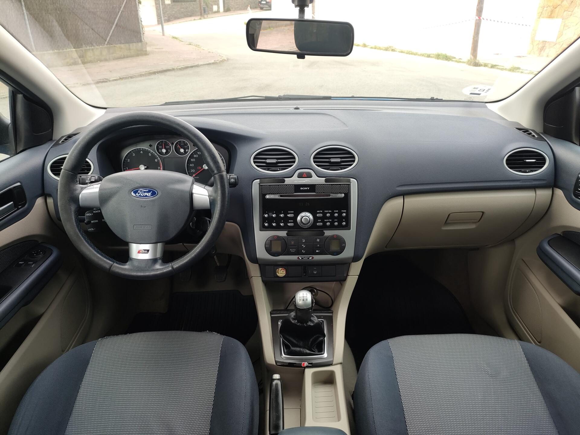FORD FOCUS 1.6i - Imagen 6