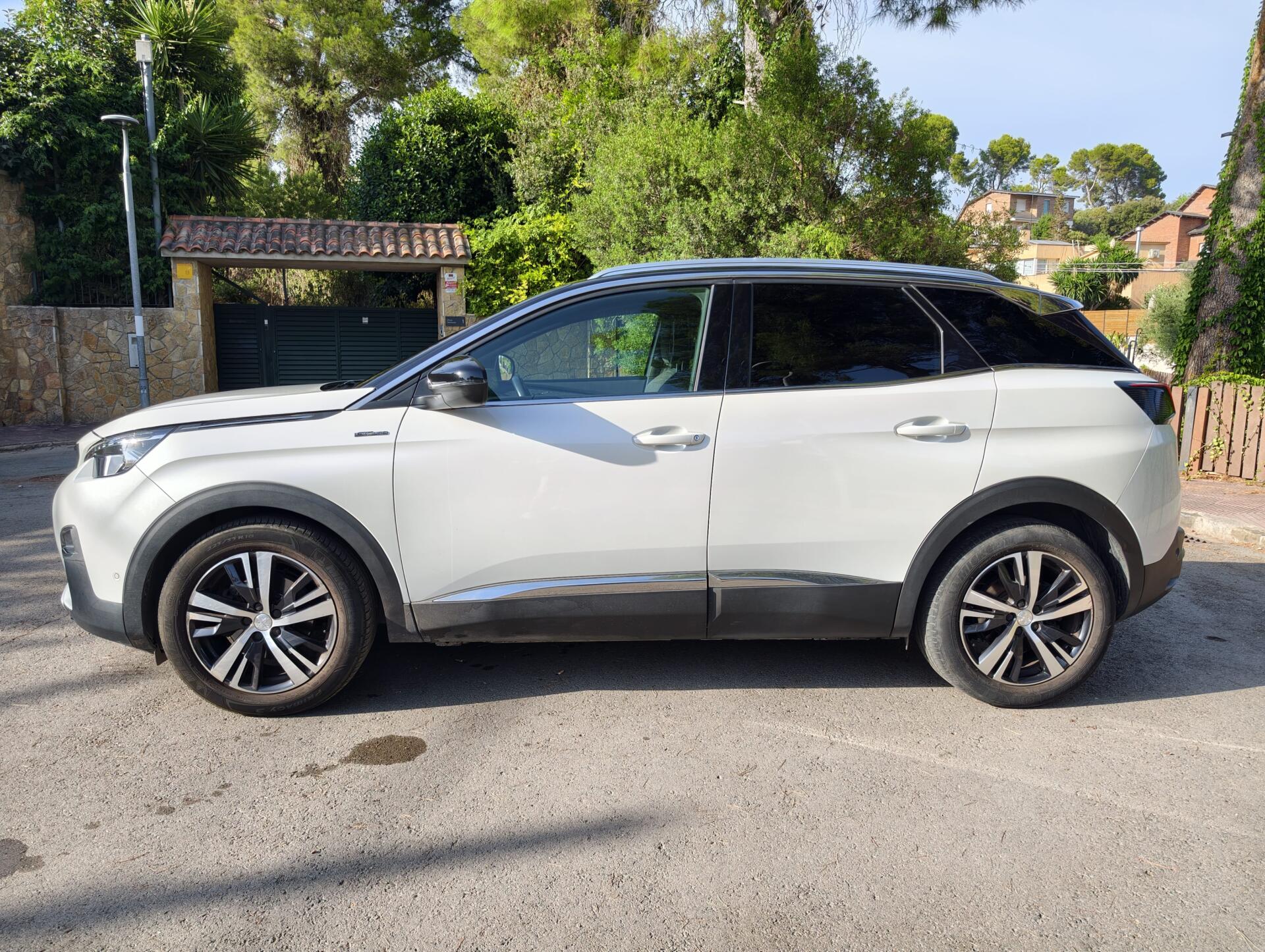 PEUGEOT 3008 1.5 HDi Aut - Imagen 2