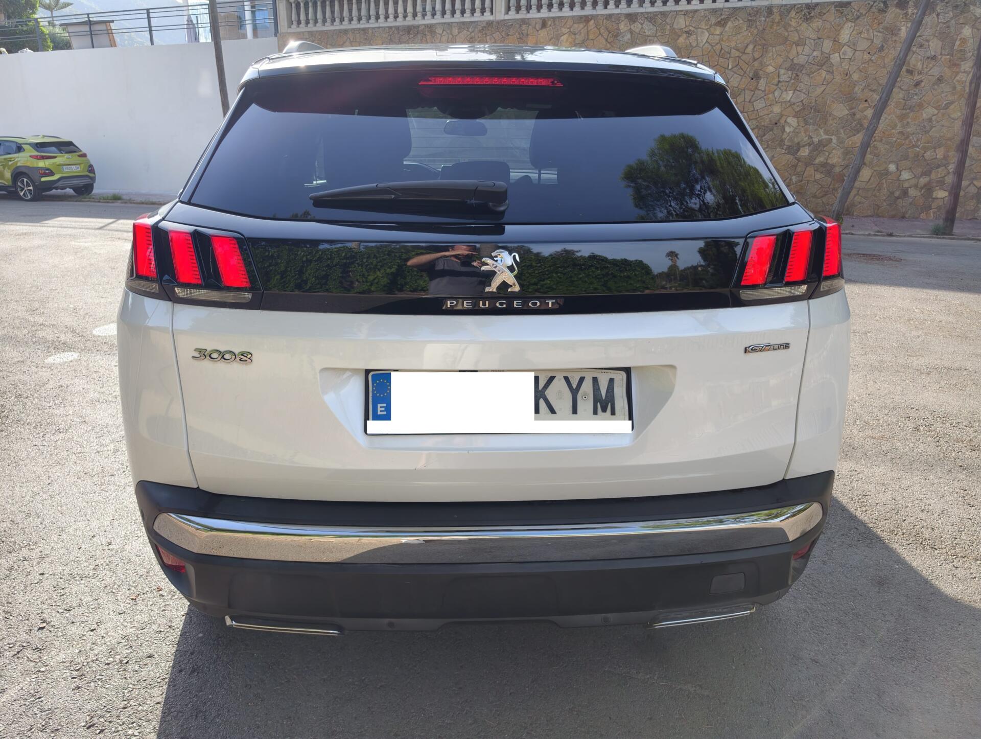 PEUGEOT 3008 1.5 HDi Aut - Imagen 4