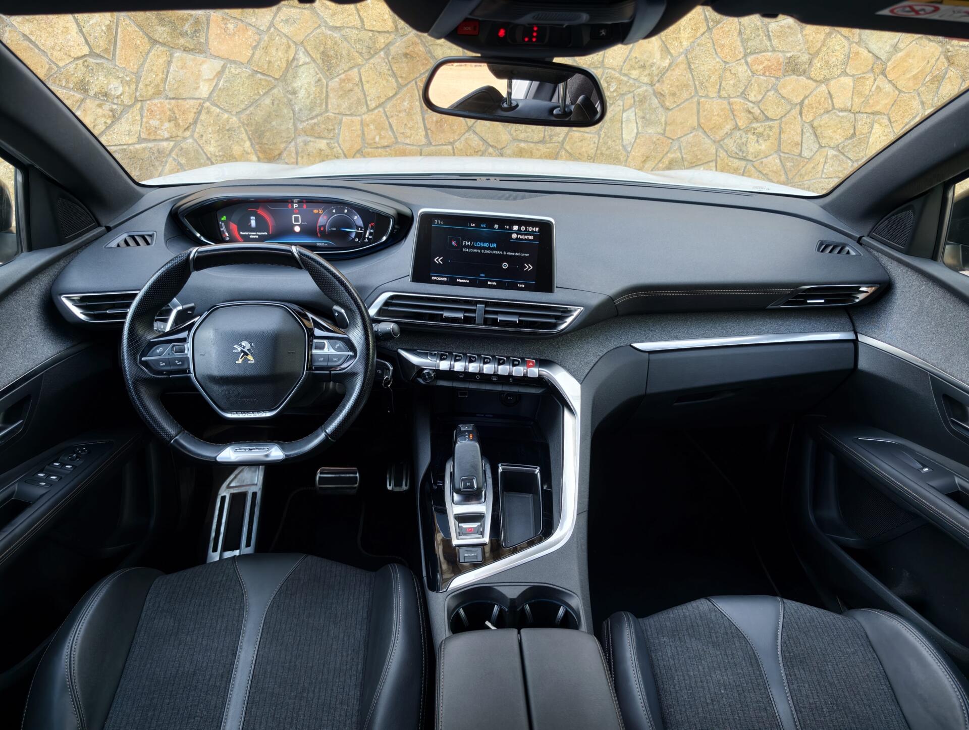 PEUGEOT 3008 1.5 HDi Aut - Imagen 6