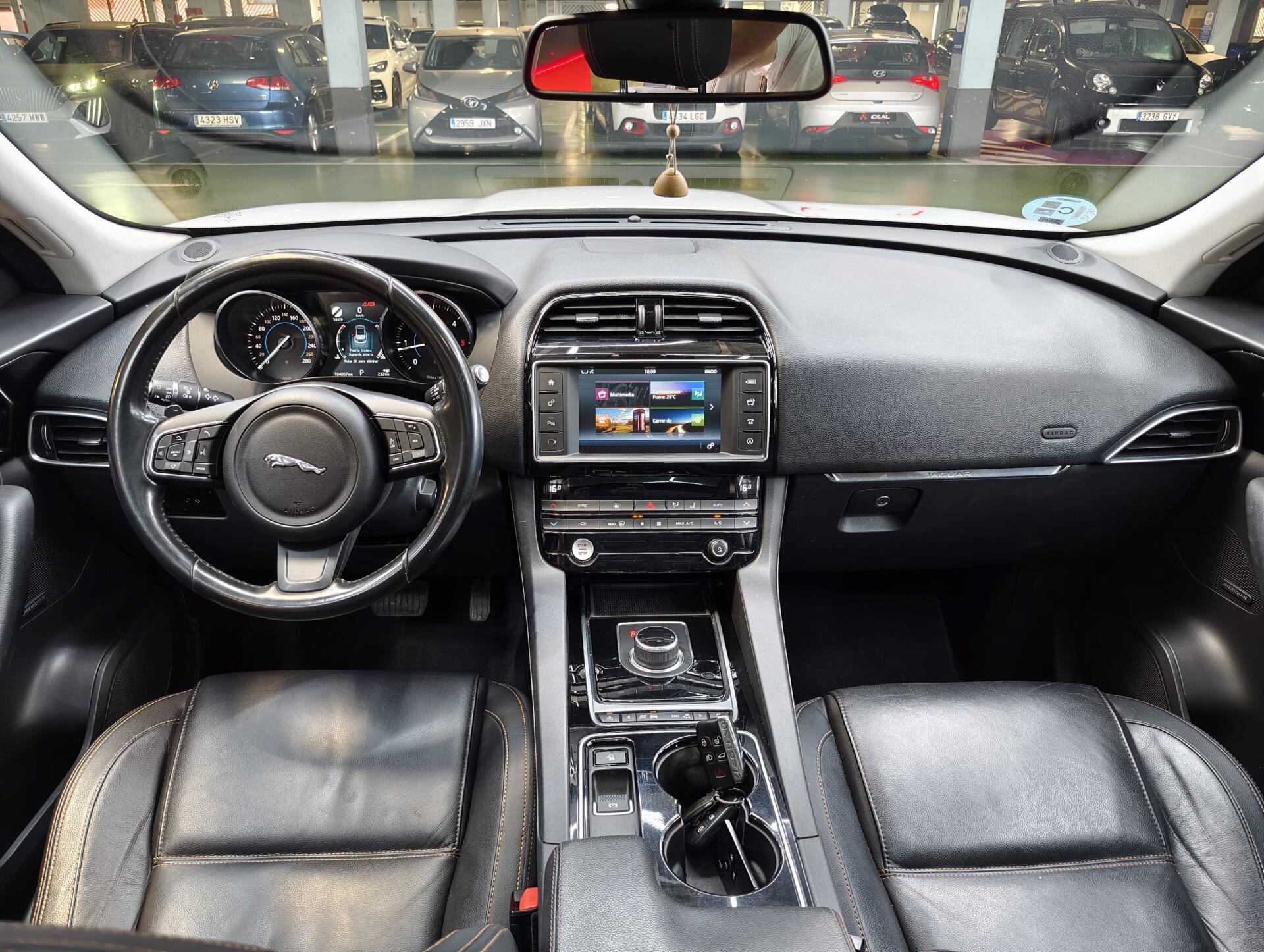 Jaguar F-PACE 4WD - Imagen 6