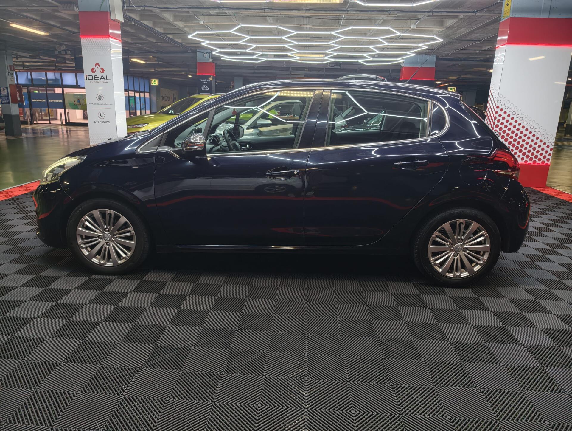 Peugeot 208 Allure - Imagen 2