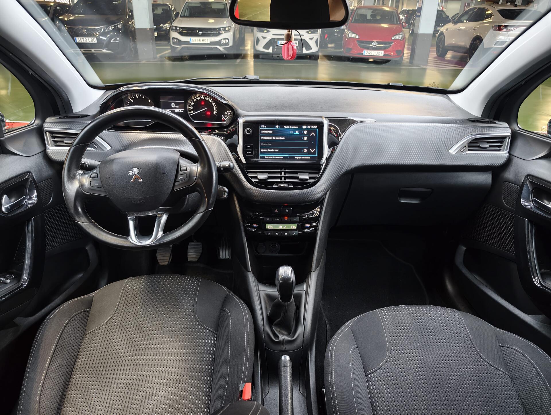 Peugeot 208 Allure - Imagen 6