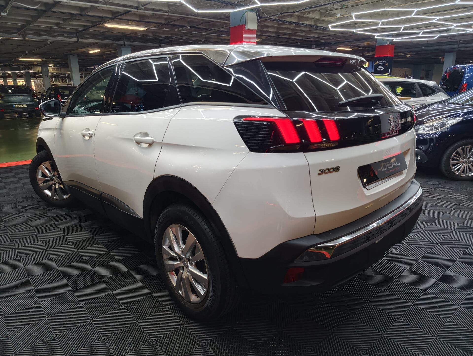 Peugeot 3008 EAT8 - Imagen 3