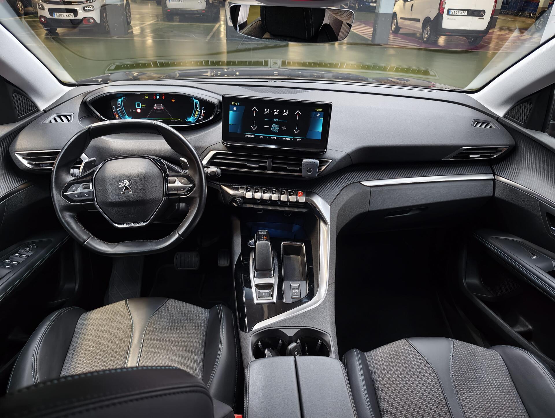 Peugeot 3008 Hybrid - Imagen 6